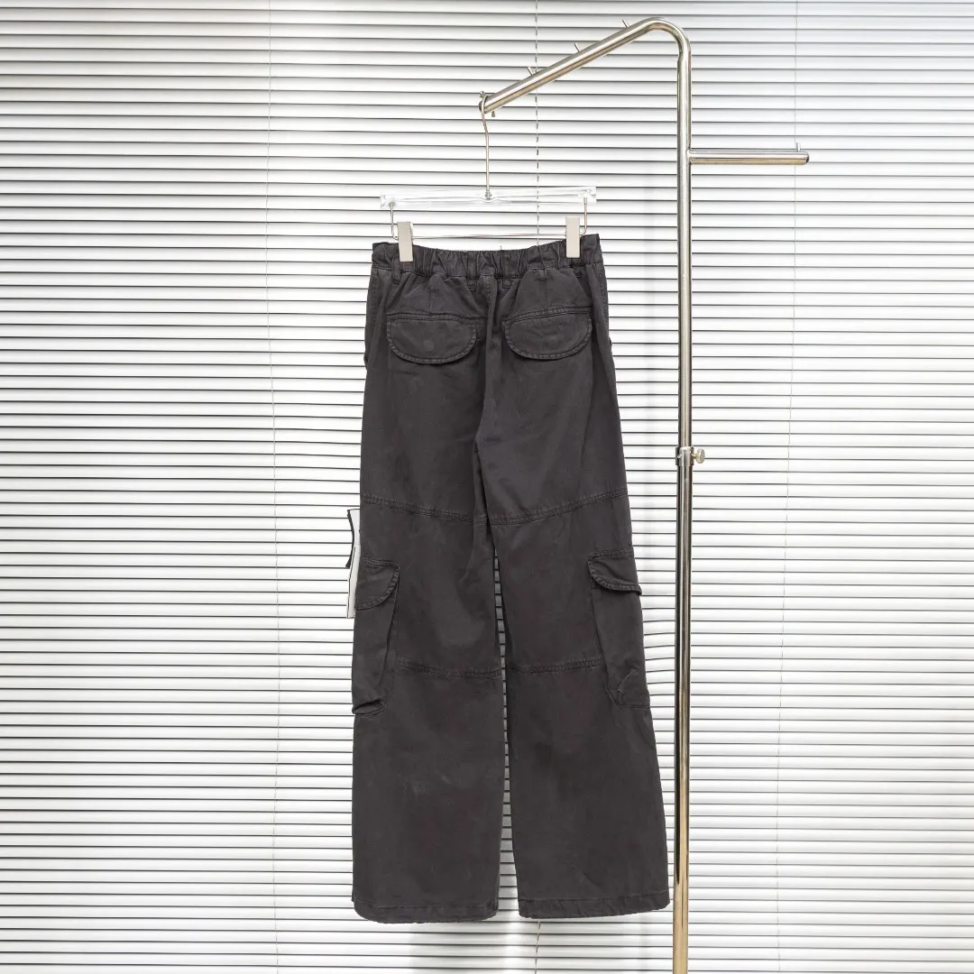 P340 top version (different currencies) Style: Stone Island STONE LSLAND washed and distressed multi-pocket functional trousers Color: Picture color Size: M-XXXL Fabric: Workwear Accessories: Full set of customized accessories No gender distinction, same style for men and women